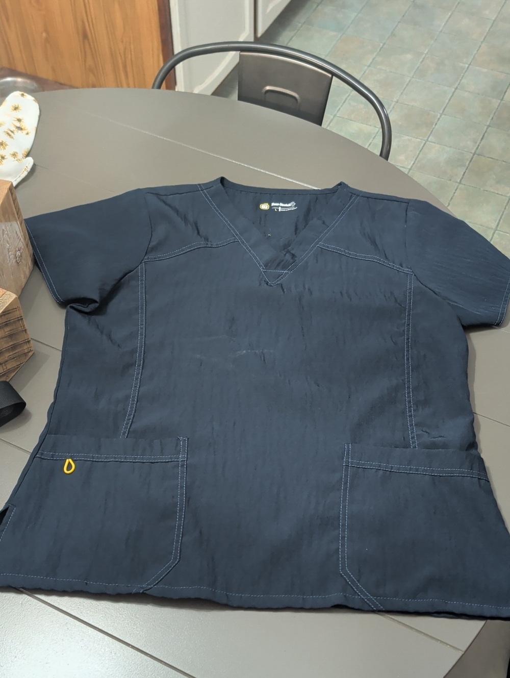 Woman's 4way Stretch V-Neck Scrub Top - Navy Blu Sz Large